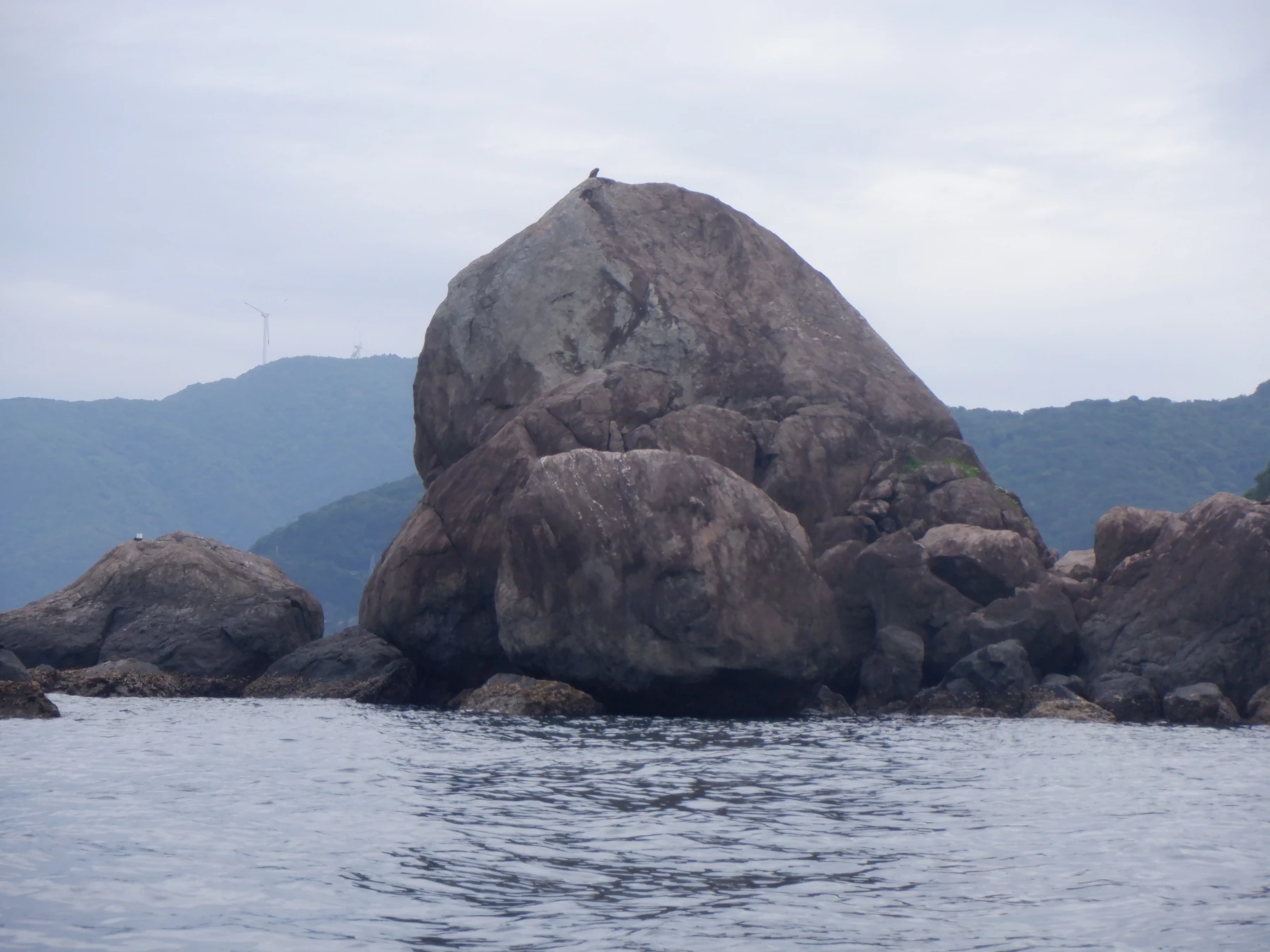 立碆